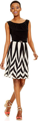 Connected Sleeveless Chevron-Stripe Belted Petite Dress