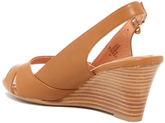 Sofft Prischa Wedge Pump - Wide Width Available