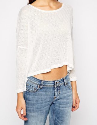 B.young Only Cropped Top With 3/4 Sleeves