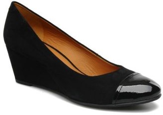 Geox Women's D Venere S Rounded Toe High Heels In Black - Size 4