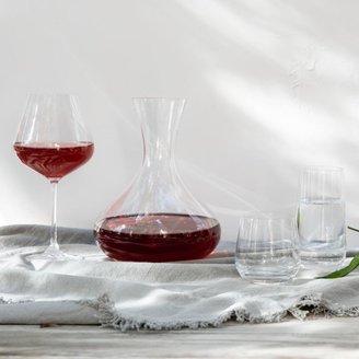 Crate & Barrel Hip Large Red Wine Glass