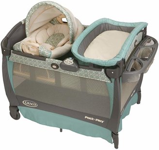 Graco Pack 'n Play Playard Bassinet Changer with Cuddle Cove Rocking Seat