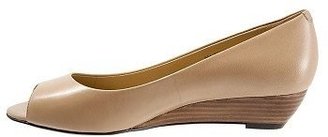 Trotters Women's Lonnie Wedge