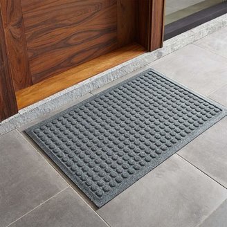 Crate & Barrel Thirsty Dots Slate 34"x22" Doormat