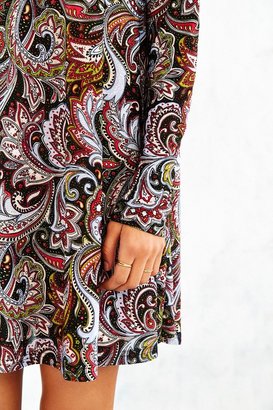 Glamorous Knit Long-Sleeve Swing Dress