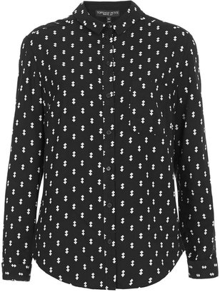 Topshop Petite long sleeve button-through shirt with all-over double diamond print. 100% viscose. machine washable.