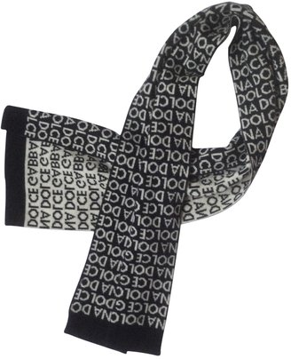 Dolce & Gabbana Black Wool Scarf & pocket square
