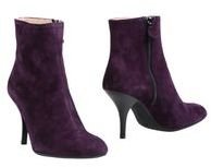 Signature Ankle boots
