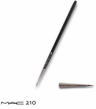 M·A·C MAC 210 Precise Eyeliner Brush