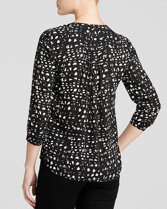 NYDJ Abstract Graphic Print Blouse