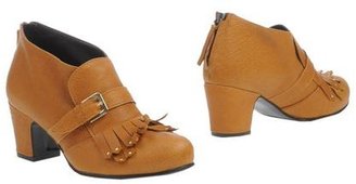 Rosamunda Shoe boots