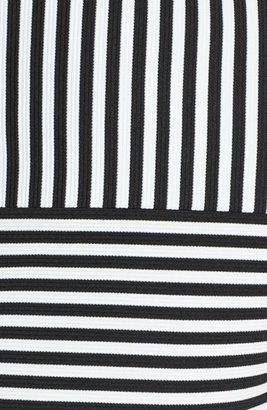 Maggy London Stripe Short Sleeve Knit Dress