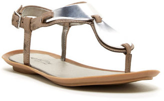 Kenneth Cole Reaction Snippity Snap Sandal