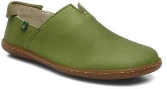 El Naturalista Women's Viajero Babouche No275 Rounded toe Loafers in Green