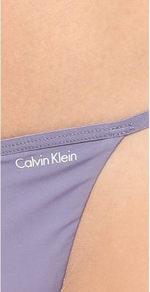 Calvin Klein Underwear Sleek Model Thong