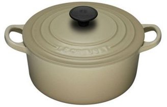 Le Creuset Almond cast iron 28cm round casserole