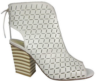 House Of Harlow 190 Riley Cut Out Peep Toe Booties --