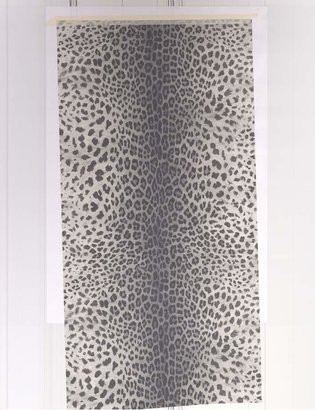 Graham & Brown Grey leopard wallpaper