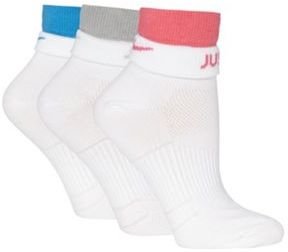 Nike Pack of three white ankle socks