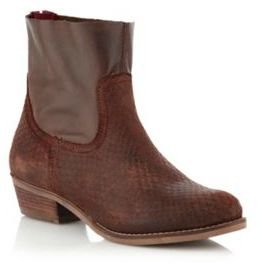 Call it SPRING Brown leather 'Bendova' low ankle boots