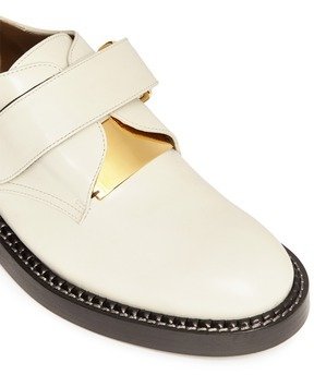 Nobrand Metal plate leather shoes