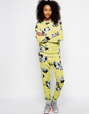 Hype Skinny Sweatpants With Washed Out Floral Print Co-Ord