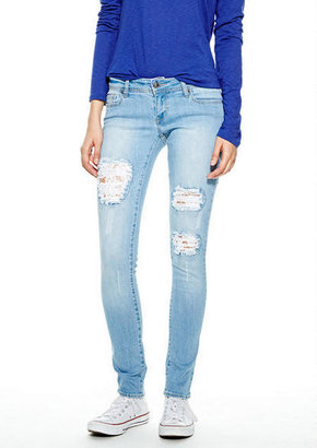 Delia's Taylor Low-Rise Skinny Jeans in Crochet Destruct