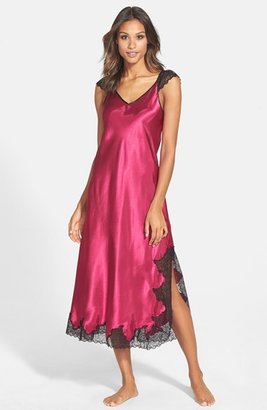Oscar de la Renta Sleepwear 'Lace Luster' Nightgown
