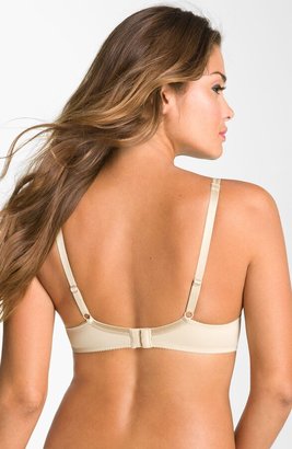 Chantelle Basic Invisible Smooth Support T-Shirt Bra