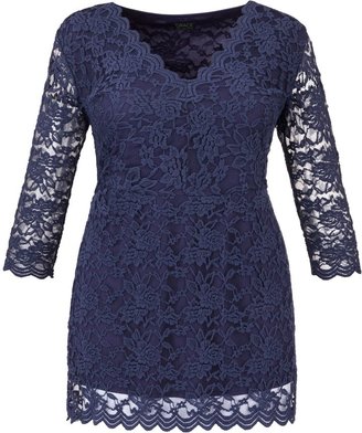 Grace Plus Size Made in Britain scalloped lace tunic
