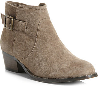 Steve Madden Prizzze suede ankle boots
