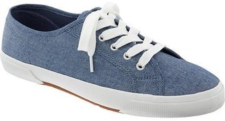 Old Navy Women's Lace-Up Canvas Sneakers