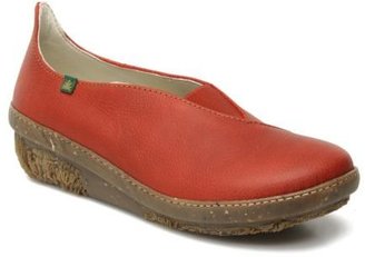 El Naturalista Women's Funghi n°384 Rounded toe Ballet Pumps in Red