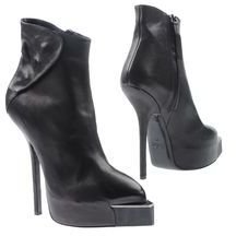 Cinzia Araia Ankle boots