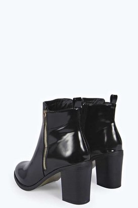 boohoo Asia Almond Toe Zip Side Ankle Boot