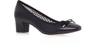 Anne Klein Myranda mid heeled court shoe