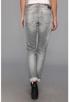 Mavi Jeans Emma Slim Boyfriend in Light R-Grey Vintage