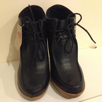 Levi's Black Leather Boots