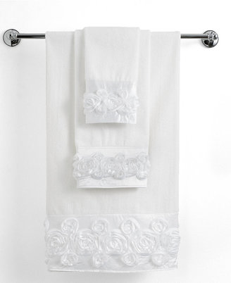 Avanti Bath Towels, Rosie 11" x 18" Fingertip Towel