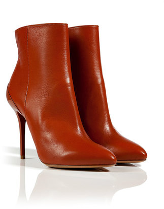 Maison Martin Margiela 7812 Maison Martin Margiela Leather Pointed Toe Ankle Boots with Sculpted Stilettos