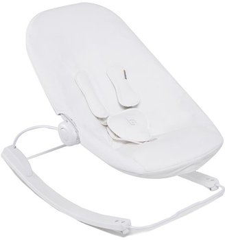 Bloom Baby Coco Go Organic 3-in-1 lounger- White Frame