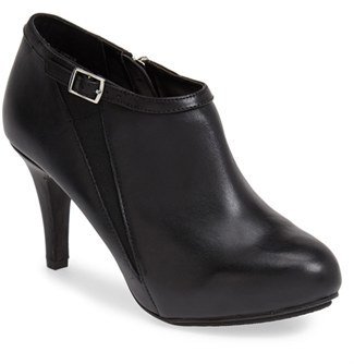 Me Too 'Meadie' Leather Bootie (Women)(Special Purchase)
