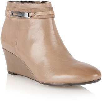 Naturalizer Quimby wedge ankle boots