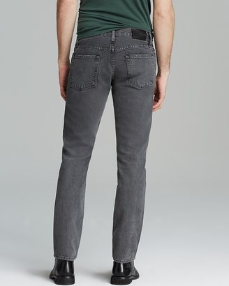 Vince Jeans - Rhodes Slim Fit in Washed Grey
