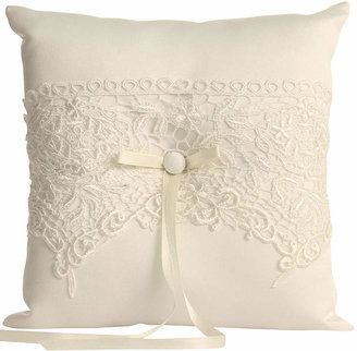 IVY LANE DESIGN Ivy Lane DesignTM Vintage Lace Ring Bearer Pillow