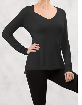 Minnie Rose Long and Lean Cashmere V-Neck in Obsidian