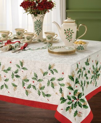 Lenox Table Linens, Holiday Set of 4 Square Napkins 20"