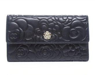 Chanel Pre-Owned Black Lambskin Camellia Wallet