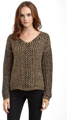Romeo & Juliet Couture Hi-Lo Knit Sweater