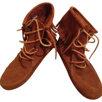 Minnetonka Brown Suede Boots